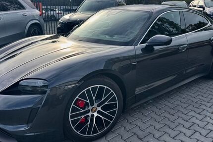 Porsche Taycan 92.000 km 56.900 &euro; Rüsselsheim 65428