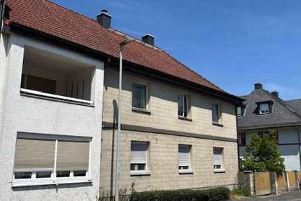 Haus Kelkheim - 12 Zimmer, 240 m&sup2;, 710.000&euro; | Angebot:27189836