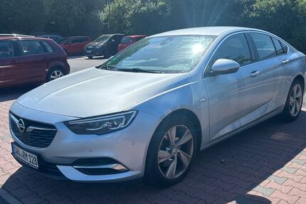 Opel Insignia 180.000 km 8.400 &euro; Taunusstein 65232