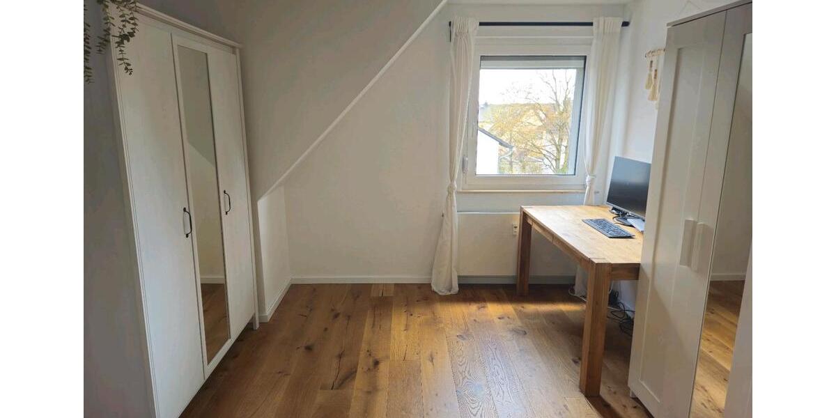 Dachgeschoßwohnung Griesheim - 2.5 Zimmer, 60 m&sup2;, 230.000&euro; | Angebot:27492473