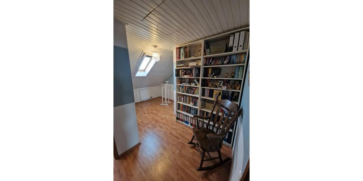 Reihenhaus Egelsbach - 8 Zimmer, 175 m&sup2;, 630.000&euro; | Angebot:27486893