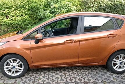 Ford Fiesta 96.000 km 8.900 &euro; Wiesbaden 65205