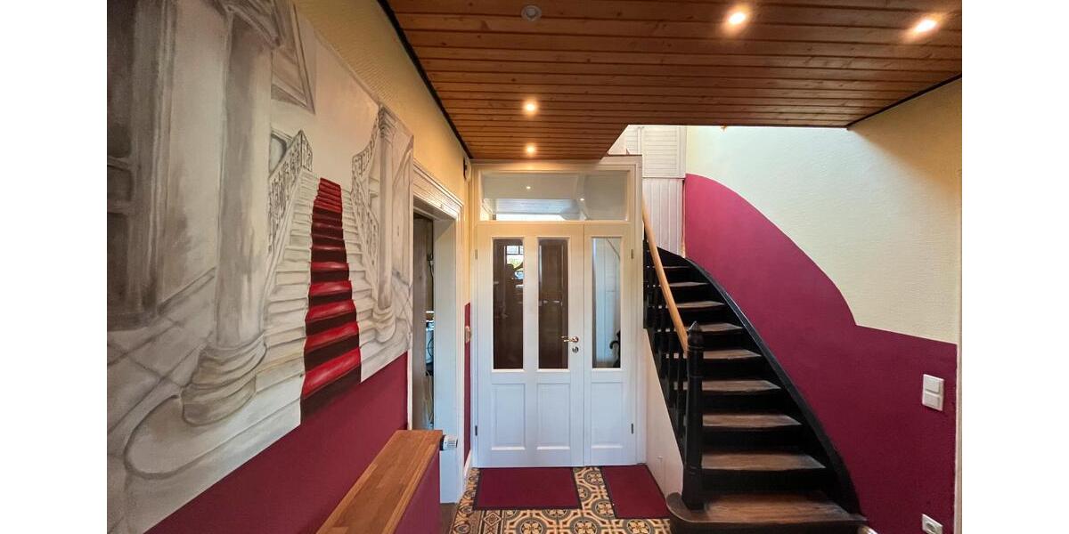Einfamilienhaus Gensingen - 10 Zimmer, 233 m&sup2;, 649.000&euro; | Angebot:25402350
