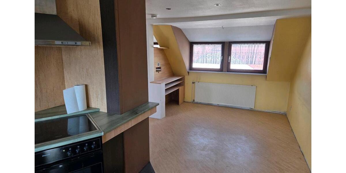 Dachgeschoßwohnung Wiesbaden Mainz-Kostheim - 2 Zimmer, 50 m&sup2;, 125.000&euro; | Angebot:27429704