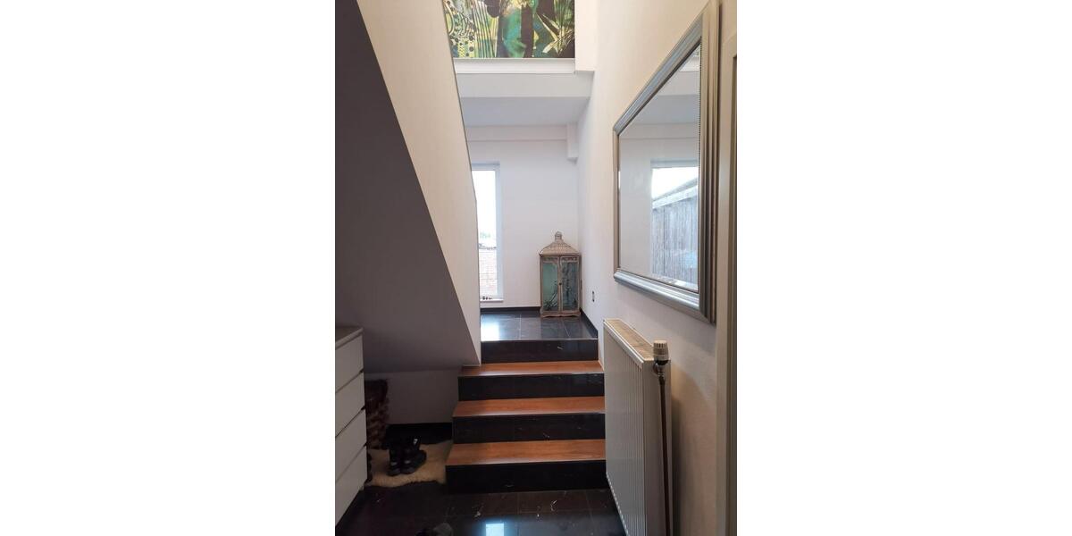 Doppelhaushälfte Langenlonsheim - 4.5 Zimmer, 130 m&sup2;, 469.000&euro; | Angebot:26123705