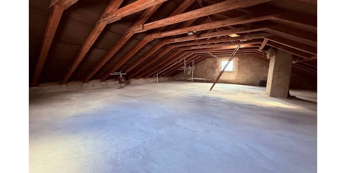 Hofheim-Diedenbergen: 2 Generationen- oder XXL-Haus in toller Ruhelage - Zweifamilienhaus Hofheim | Angebot:27499618