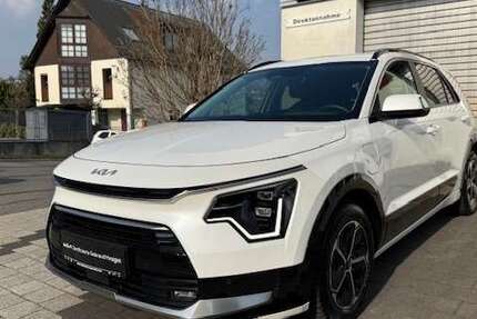 Kia Niro 52.200 km 23.400 &euro; Wiesbaden 65199