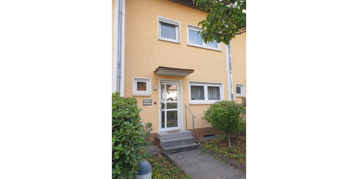 Reihenhaus Wiesbaden Schierstein - 5 Zimmer, 91 m&sup2;, 440.000&euro; | Angebot:27453111