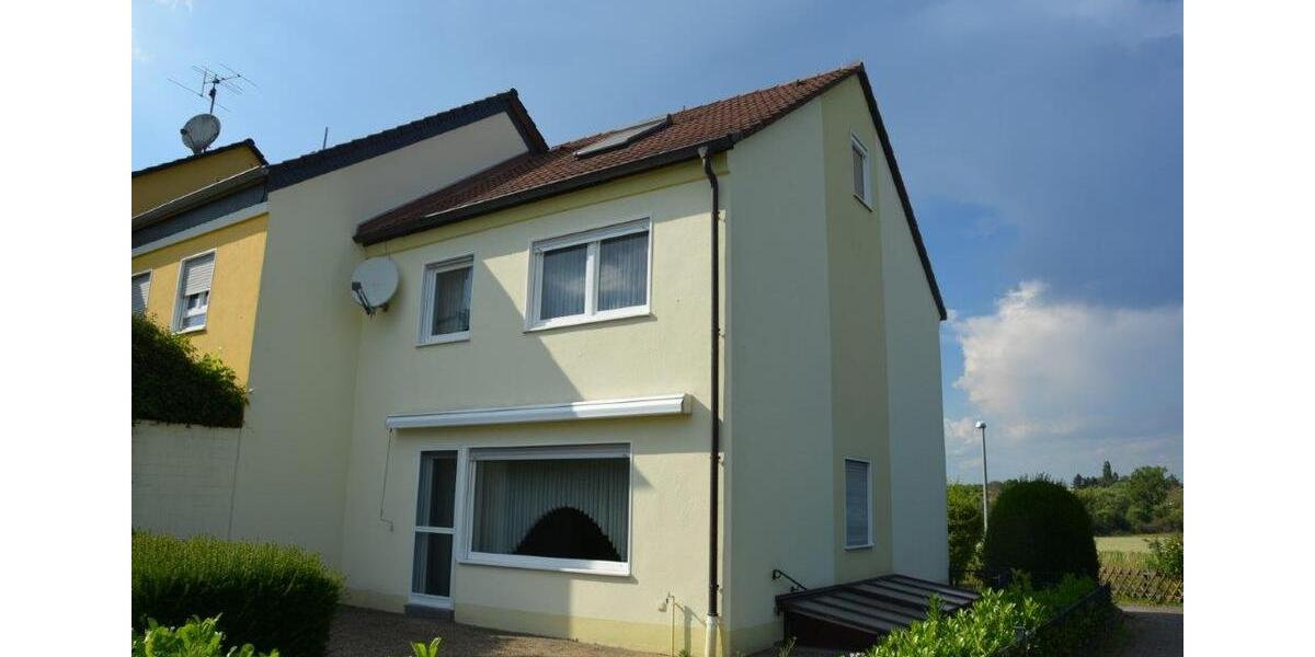 Reihenhaus Hochheim am Main - 5 Zimmer, 119 m&sup2;, 468.000&euro; | Angebot:27452952