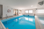 LUXURIÖSES HAUS-IN-HAUS ANWESEN MIT INDOOR-POOL IN TOPLAGE VOM KÖNIGSTEINER JOHANNISWALD - Anwesen Königstein | Angebot:26441626