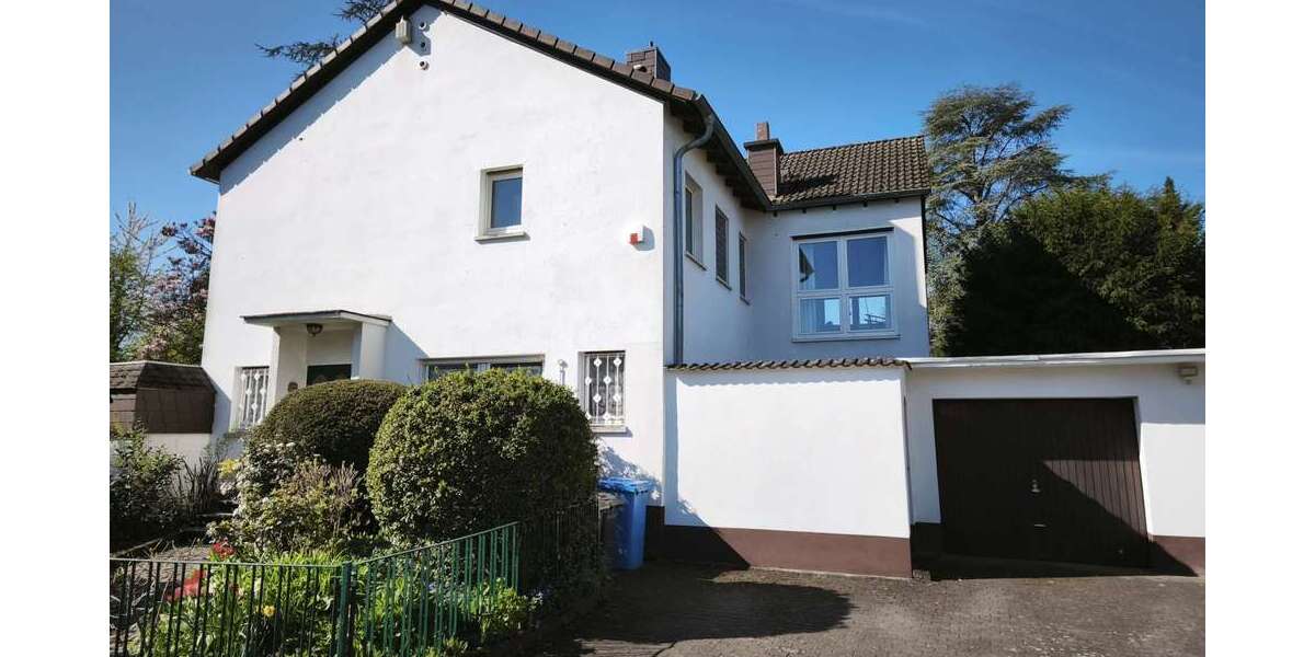 Einfamilienhaus Schwalbach - 8 Zimmer, 250 m&sup2;, 1.150.000&euro; | Angebot:26095143