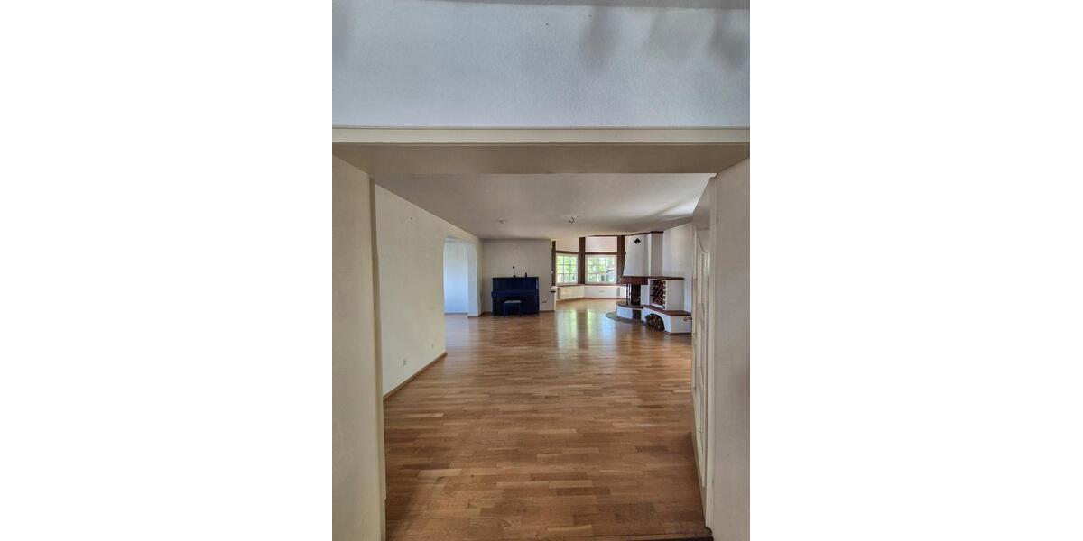 Einfamilienhaus Wiesbaden Nordost - 8 Zimmer, 275 m&sup2;, 785.000&euro; | Angebot:27453101
