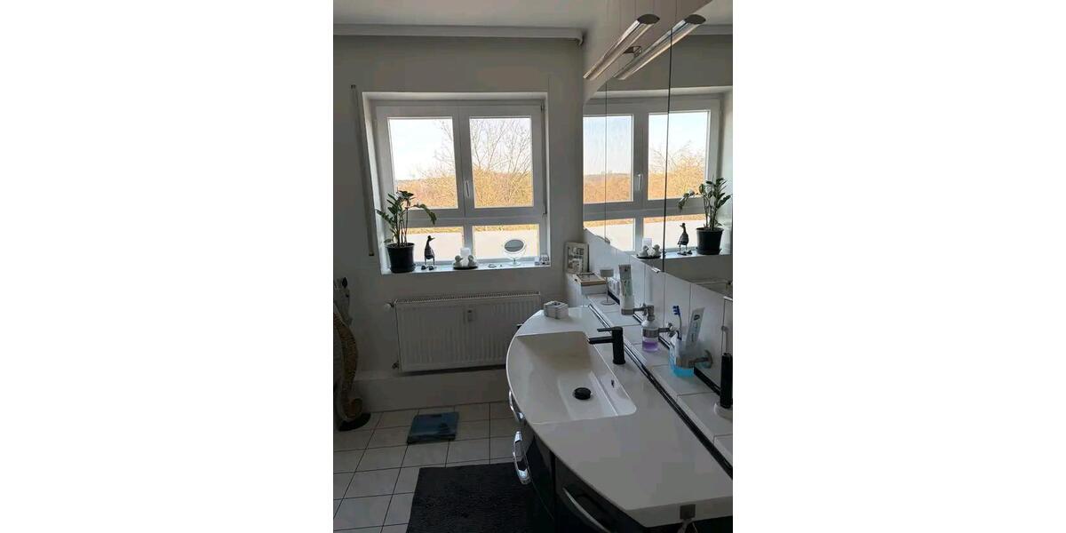 Dachgeschoßwohnung Budenheim - 3 Zimmer, 104 m&sup2;, 402.000&euro; | Angebot:27501501