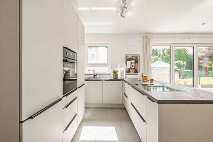 Wohnung Wiesbaden Biebrich - 3 Zimmer, 84 m&sup2;, 609.000&euro; | Angebot:27357921