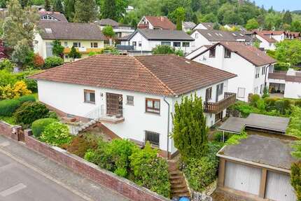 Haus Kelkheim (Taunus) / Fischbach Fischbach - 7 Zimmer, 243 m&sup2;, 849.000&euro; | Angebot:26945253