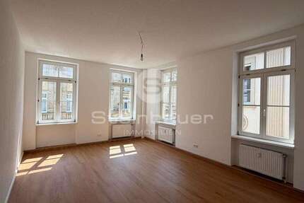 Wohnung Wiesbaden - 2 Zimmer, 84 m&sup2;, 1.220&euro; | Angebot:26561194