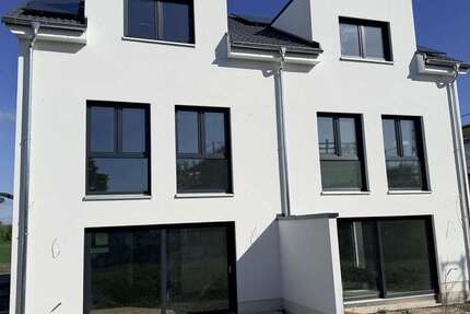 Haus Nackenheim - 5 Zimmer, 150 m&sup2;, 3.000&euro; | Angebot:27014372