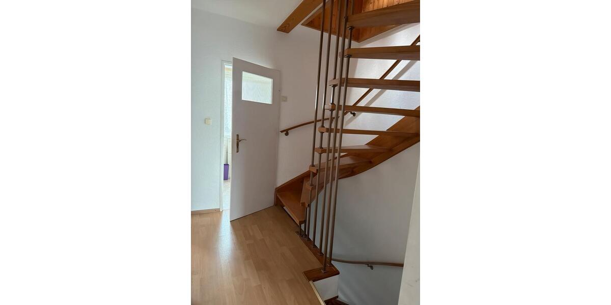 Reihenhaus Hofheim am Taunus - 5 Zimmer, 177 m&sup2;, 530.000&euro; | Angebot:27222703