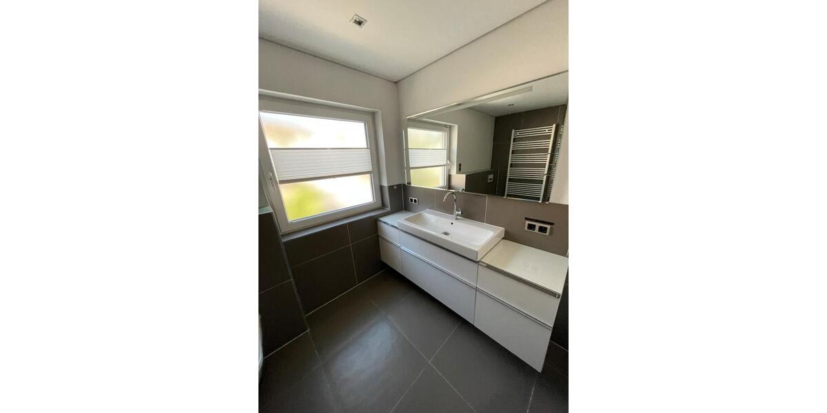 Reihenhaus Wiesbaden Mainz-Amöneburg - 4 Zimmer, 144 m&sup2;, 649.000&euro; | Angebot:27242908