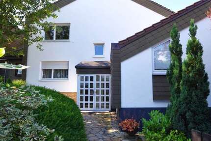 Haus Liederbach am Taunus - 14 Zimmer, 453 m&sup2;, 1.270.000&euro; | Angebot:26461190