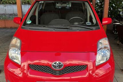 Toyota Yaris 56.100 km 4.400 &euro; Wiesbaden 65189