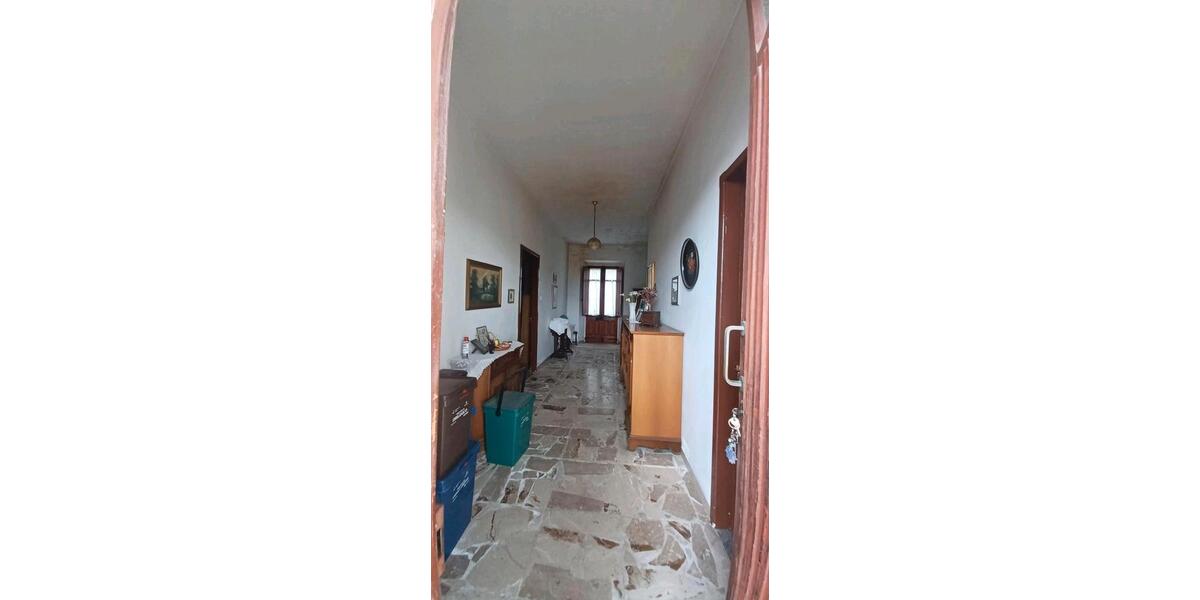 Einfamilienhaus Wiesbaden Bierstadt - 7 Zimmer, 160 m&sup2;, 95.000&euro; | Angebot:20461448
