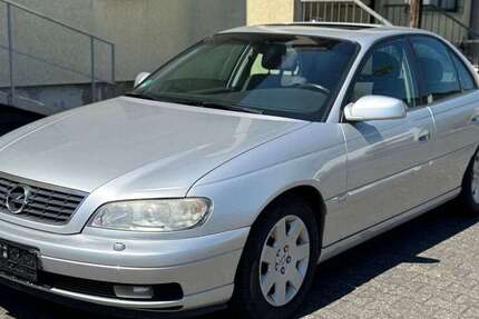 Opel Omega 284.900 km 1.500 &euro; Rüsselsheim am Main 65428