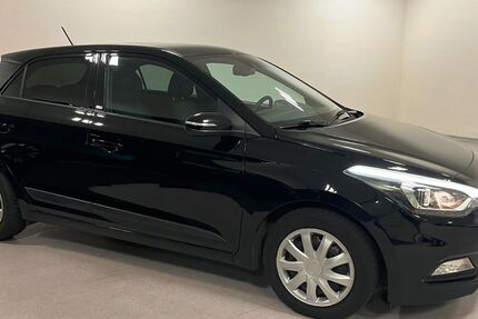 Hyundai i20 137.000 km 6.900 &euro; Biebesheim am Rhein 64584