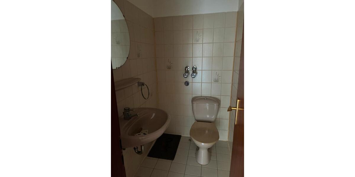 Etagenwohnung Idstein - 2 Zimmer, 65 m&sup2;, 190.000&euro; | Angebot:27436227