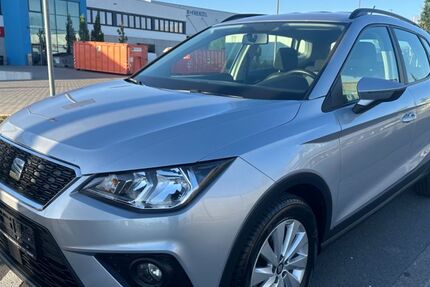 Seat Arona 56.545 km 12.800 &euro; Büttelborn 64572