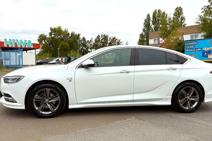 Opel Insignia 54.778 km 17.950 &euro; Raunheim 65479