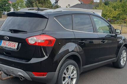 Ford Kuga 124.588 km 8.500 &euro; Kronberg 61476