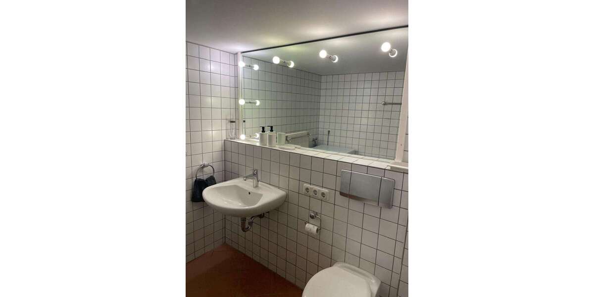 Zimmer Wiesbaden Nordost - 2 Zimmer, 1.350&euro; | Angebot:27341912