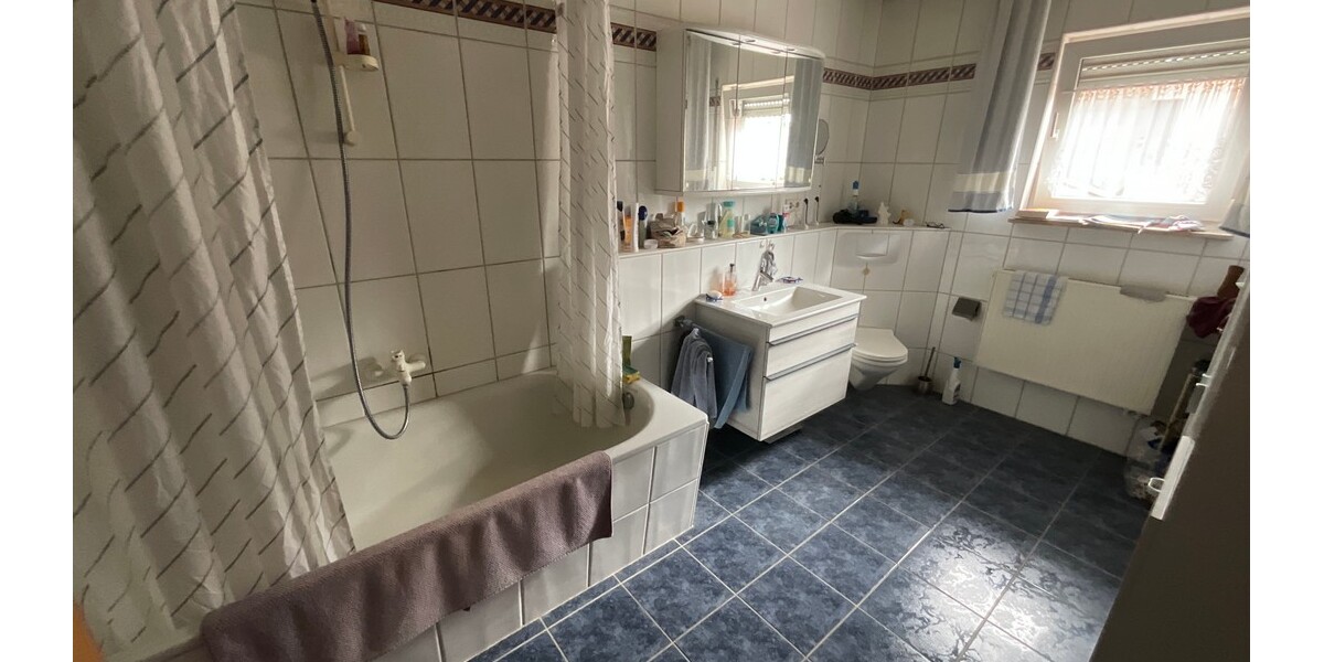 Wiesbaden-Breckenheim: Generationenhaus oder großes Familienrefugium! - Doppelhaushälfte Wiesbaden Bierstadt | Angebot:24584024
