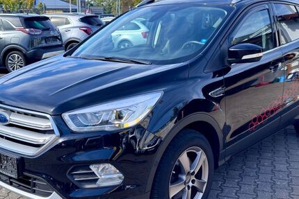 Ford Kuga 96.200 km 13.490 &euro; Kelsterbach 65451