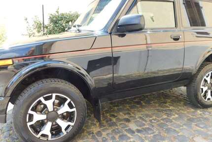 Lada Taiga 51.900 km 12.990 &euro; Groß-Gerau 64521