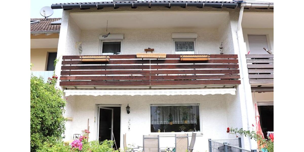 Reihenhaus Wiesbaden Bierstadt - 6 Zimmer, 141 m&sup2;, 545.000&euro; | Angebot:27230651
