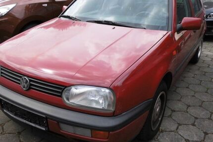 VW Golf 145.000 km 890 &euro; Mainz-Kastel 55252