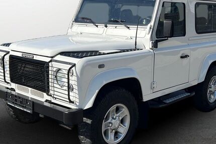 Land Rover Defender 215.000 km 28.900 &euro; Saulheim 55291