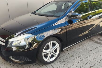Mercedes-Benz A 180 176.128 km 8.400 &euro; Wiesbaden 65239