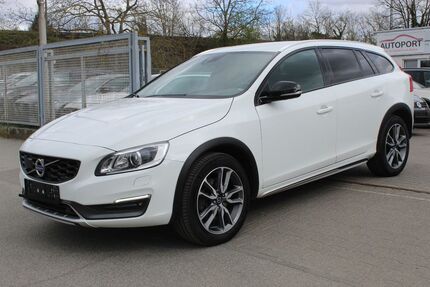 Volvo V60 Cross Country 170.000 km 14.900 &euro; Mainz-Kastel 55252