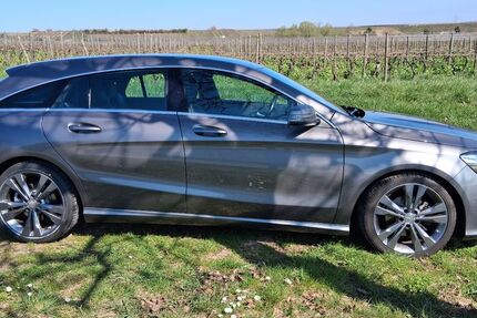 Mercedes-Benz CLA 200 Shooting Brake 132.600 km 13.290 &euro; Oestrich-Winkel 65375
