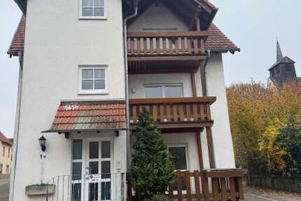 Haus Hahnheim - 10 Zimmer, 215 m&sup2;, 549.000&euro; | Angebot:23991757