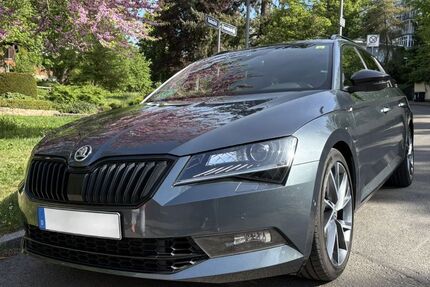 Skoda Superb 109.500 km 20.990 &euro; Wiesbaden 65183