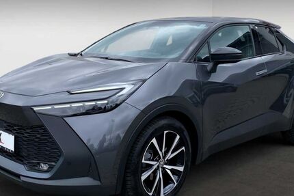 Toyota C-HR 12.100 km 30.900 &euro; Eschborn 65760