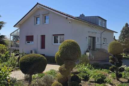 Haus Gensingen - 9 Zimmer, 412 m&sup2;, 1.070.000&euro; | Angebot:26287886