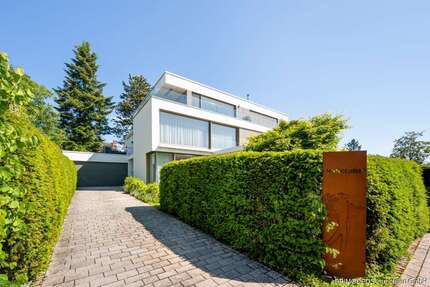 Haus Wiesbaden Nordost - 6 Zimmer, 356 m&sup2;, 3.490.000&euro; | Angebot:26804960