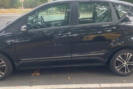 Mercedes-Benz A 170 150.755 km 2.300 &euro; Rüsselsheim 65428