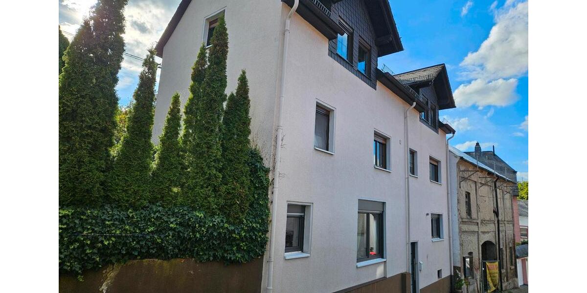 Einfamilienhaus Bad Schwalbach - 7 Zimmer, 240 m&sup2;, 389.000&euro; | Angebot:27456788