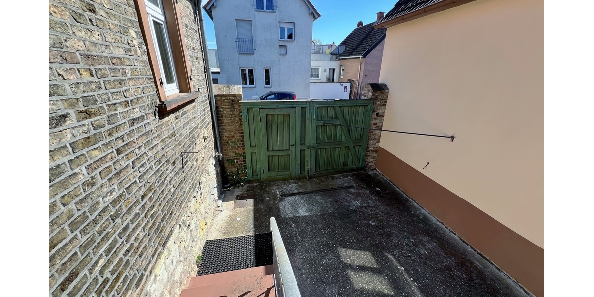 ***Charmantes Einfamilienhaus mit Ausbaupotenzial in begehrter Lage von Bodenheim*** - Anlageobjekt Bodenheim | Angebot:26354911
